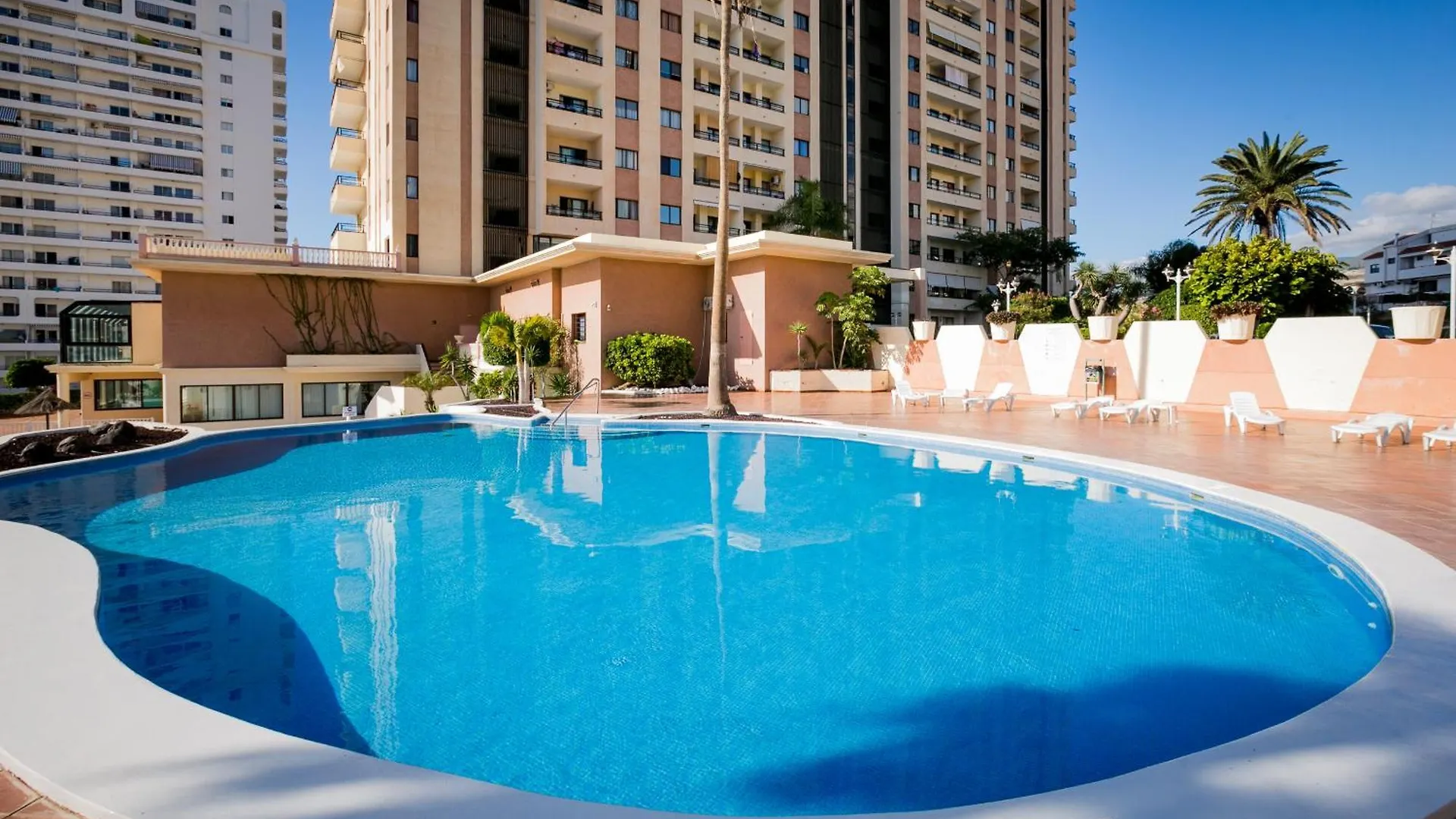 Club Paraiso Sunset 아데제 아파트